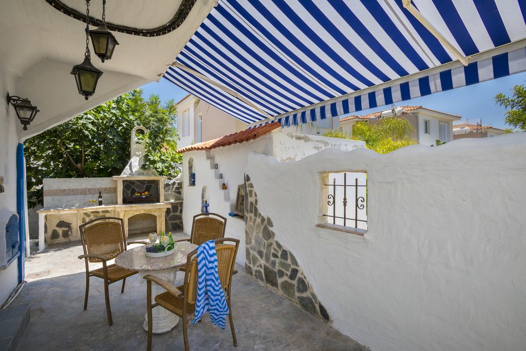Protaras Villa Delphini Exterior photo